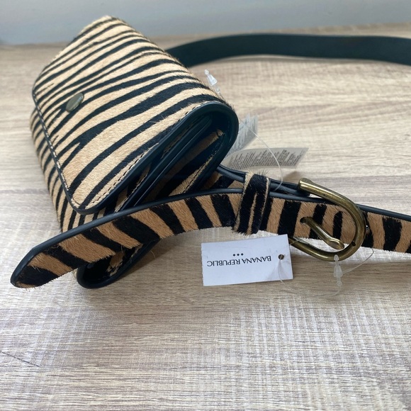 NWT BANANA REPUBLIC CALF HAIR NEUTRAL ZEBRA CROSSBODY BELT BAG - Picture 9 of 15